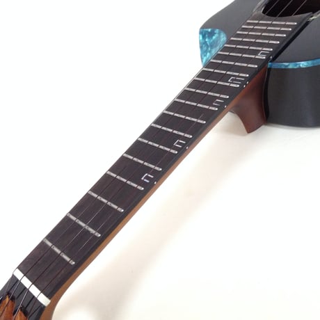 【ワケアリ】Flight　FU-NH-CON　コンサートウクレレ　ソフトケース付き　スプルース　ブラック　Flight Royal series / Nighthawk