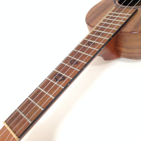 【中古】KoAloha(コアロハ)　KCR-10AC 　コンサートサイズ 　アカシア単板　Low-G仕様　ORCASセミハードケース付き