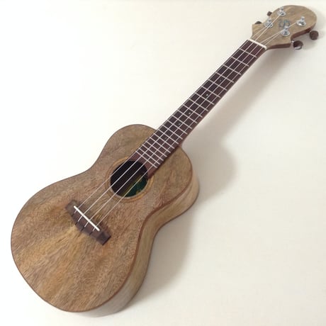 Hala ukulele】マホガニー単板のコンサートウクレレ【ウク