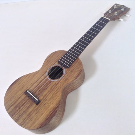 【Smijer】スプルース単板のコンサートパイナップルウクレレ【ウクレレ専門店】 Smijer】スプルース単板のコンサートパイナップルウクレレ