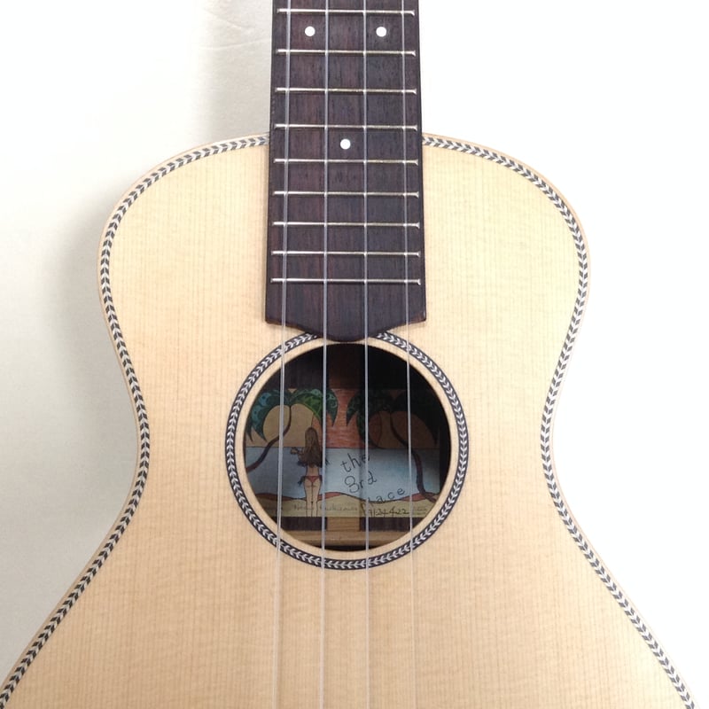 【オール単板】スプルース材とローズウッド材のコンサートウクレレ【UK専門店】 公式 ストアおもちゃ・ホビー・グッズ - 【オール単板