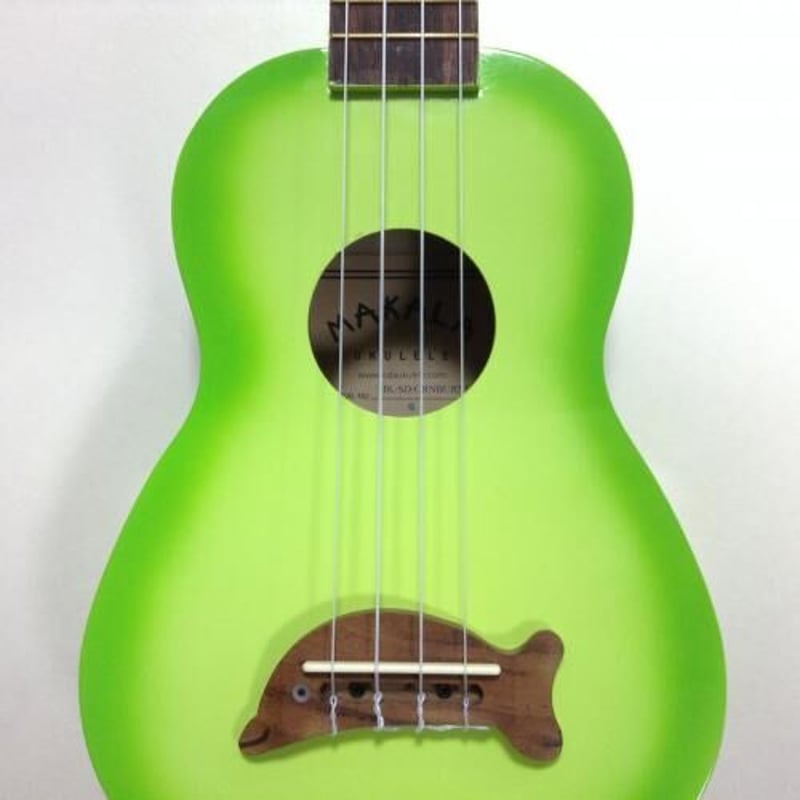 ウクレレ MaAmAa エアブラシアート カメ エメラルドグリーン チューナー付 MAKALA(マカラ) DOLPHINS グリーン MK-SD／GRNBURST ソプラノウ