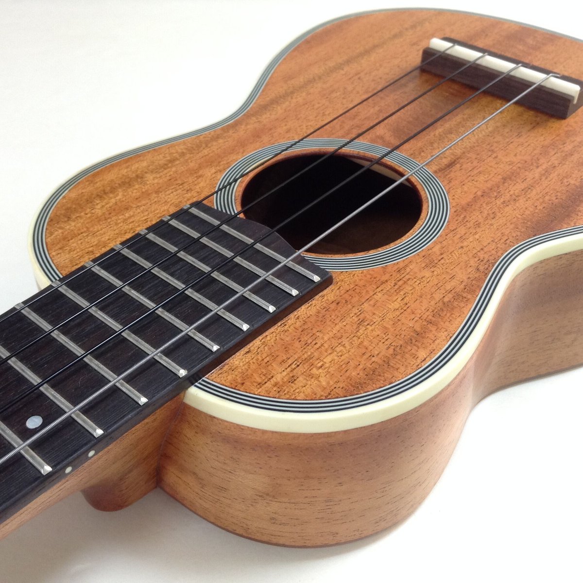millar(ミラー) TM-210LL ソプラノロングネックウクレレ マホガニー単