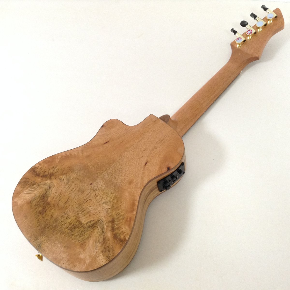 ORTEGA(オルテガ) RUMG-CE コンサートウクレレ マンゴー ピックアップ