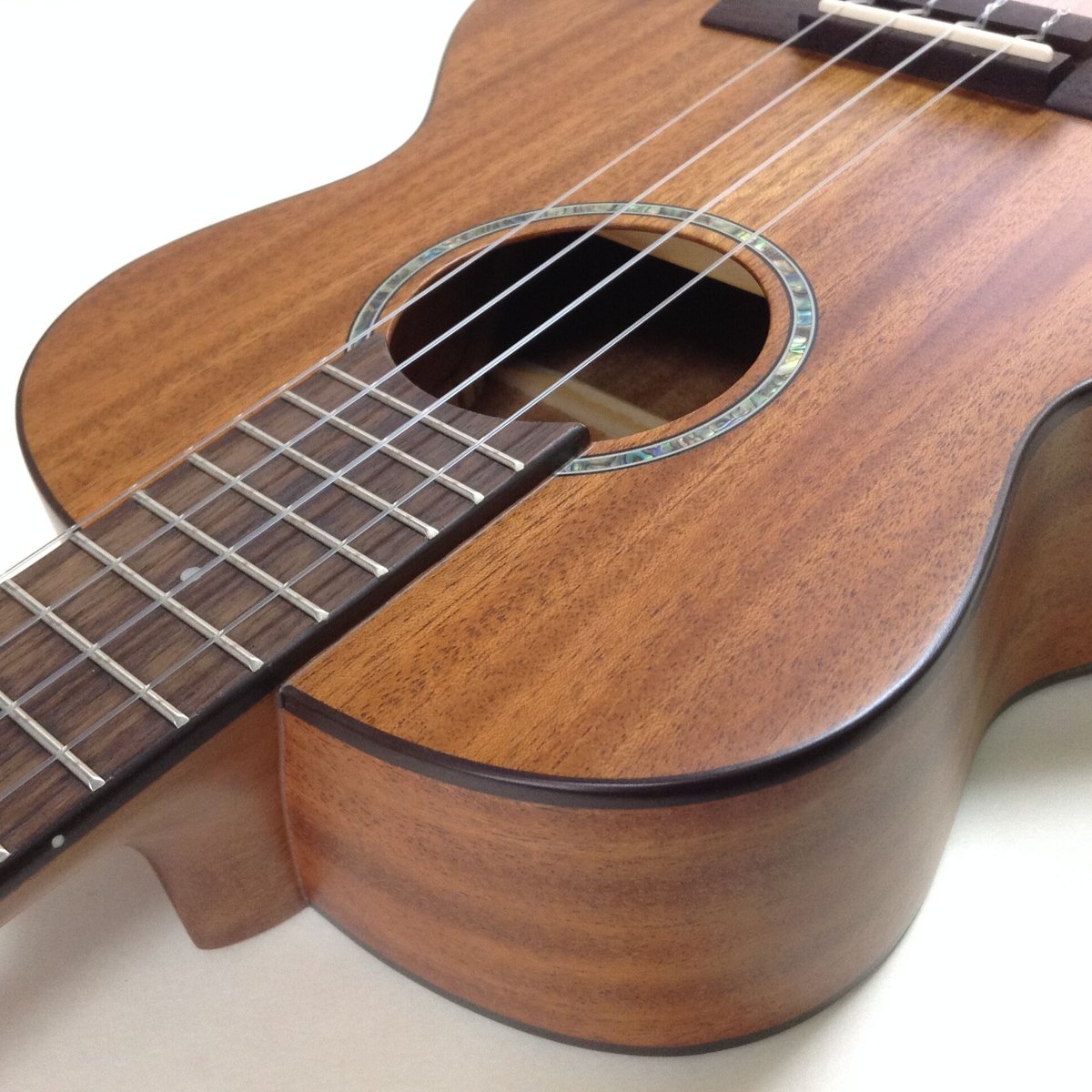 aNueNue(ア・ヌエヌエ) aNN-T3 テナーサイズウクレレ マホガニー