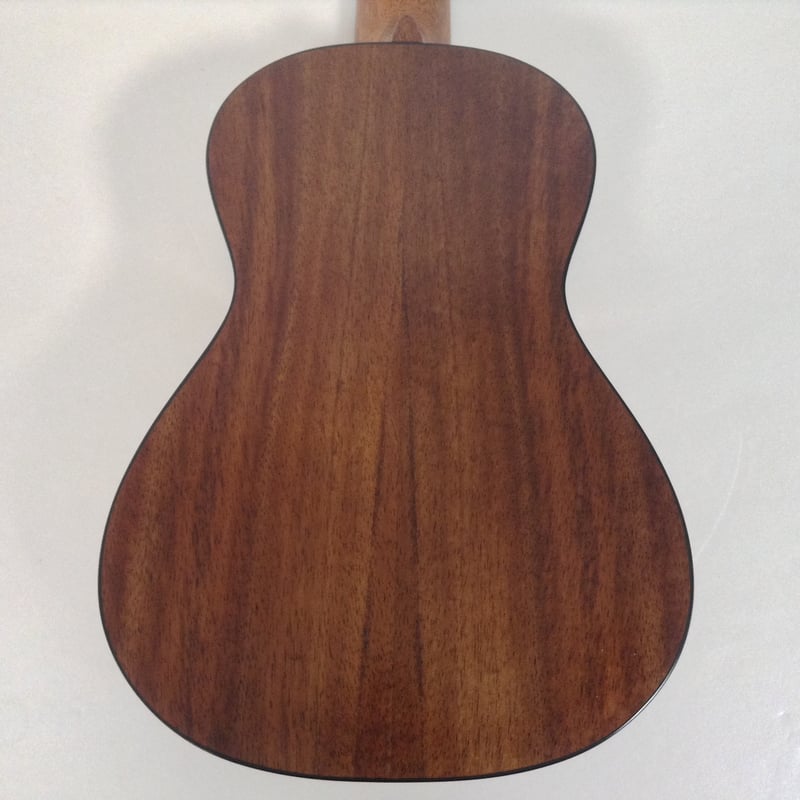 KUMU(クム) CM54A コンサートウクレレ ハワイアンコア (ケース付き