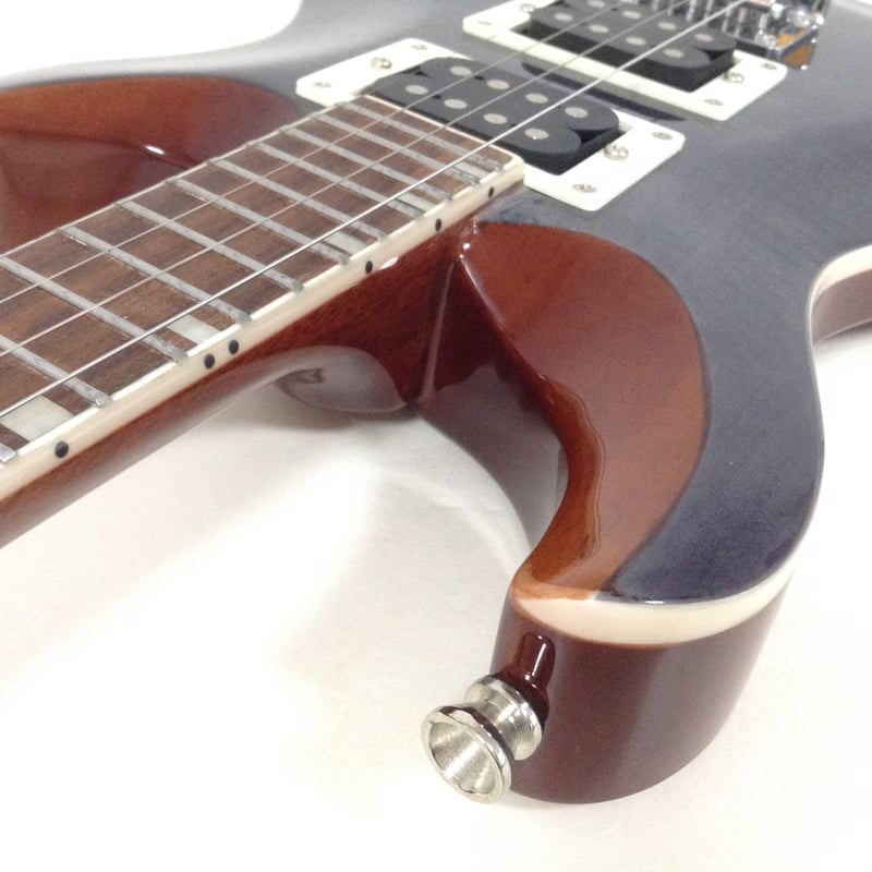 Flight Rock Series FUR-VG-TBK 印象的なダブルカッタウェイを持つ