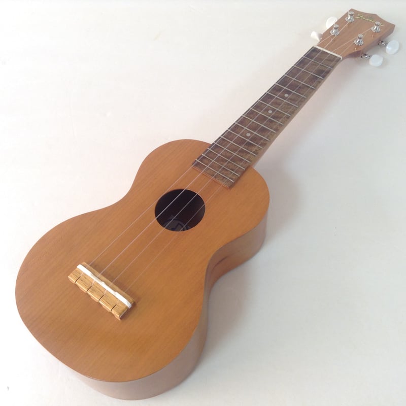 Famous フェイマス/ウクレレ/FS-11G/Aランク/75【中古】 Famous(フェイマス) FS-11G ソプラノウクレレ チェリー材 日本製