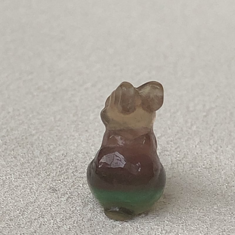 フローライトのうさぎカービング G | asterisk