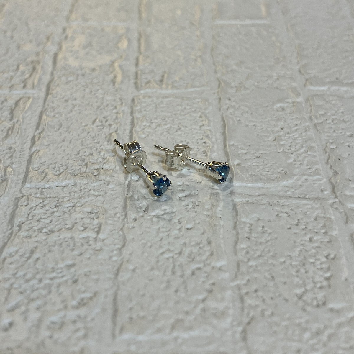 ロンドンブルートパーズのピアス | asterisk