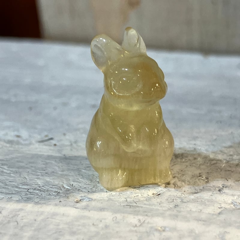 フローライトのうさぎカービング J | asterisk