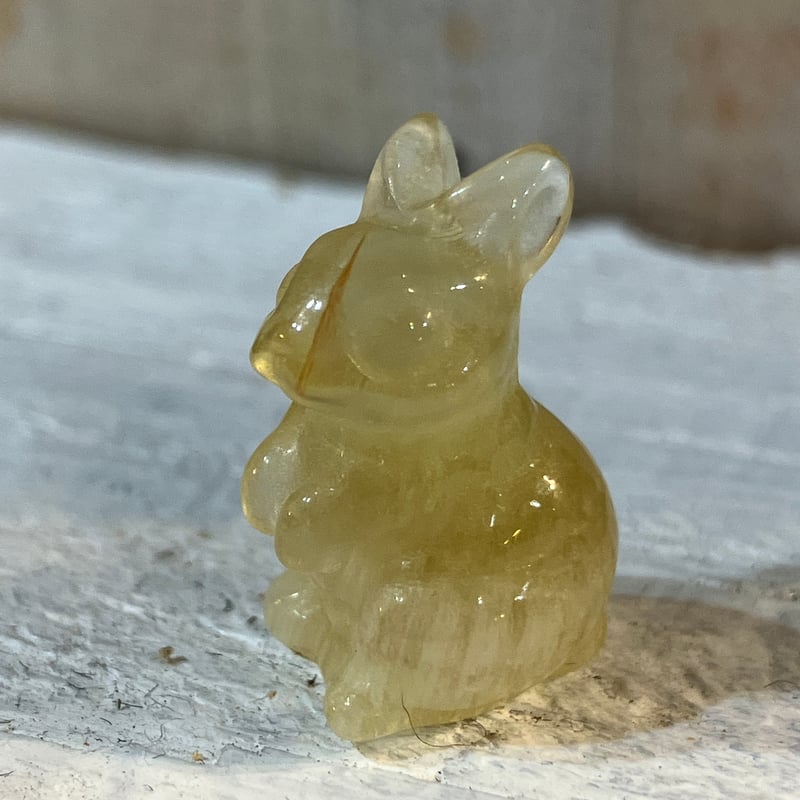 フローライトのうさぎカービング J | asterisk