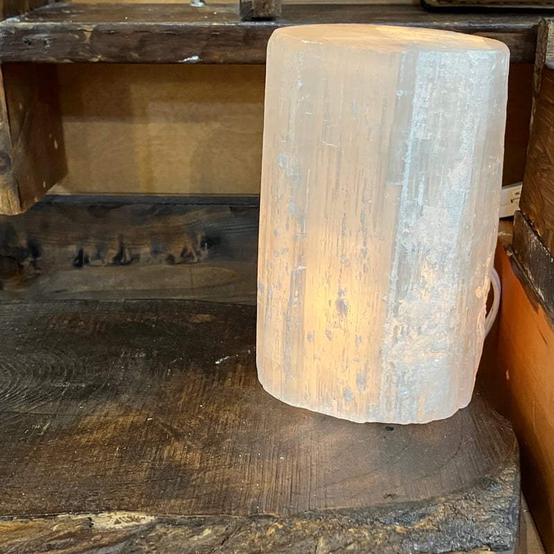 セレナイトタワーランプ | asterisk