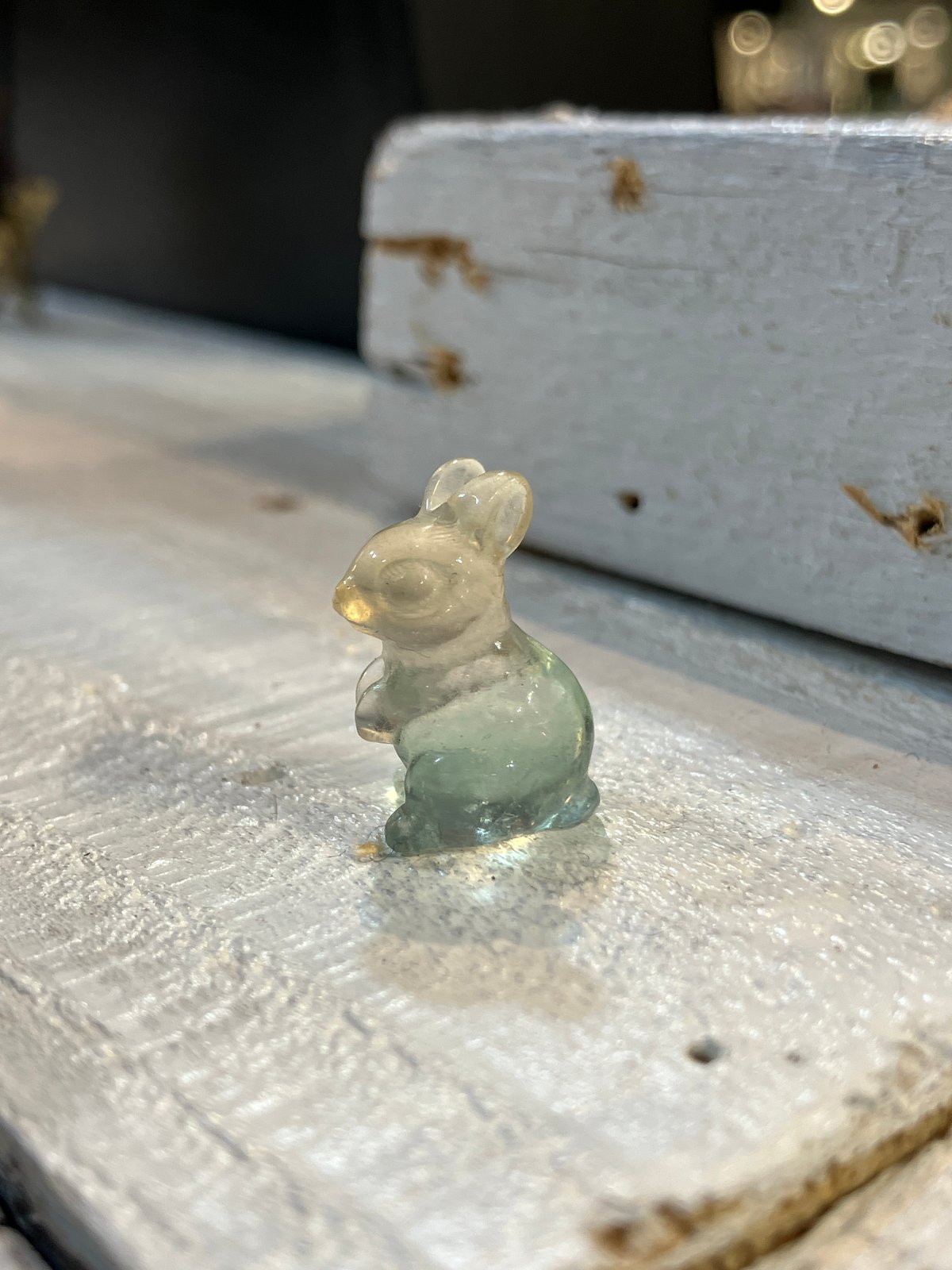 フローライトのうさぎカービング M | asterisk
