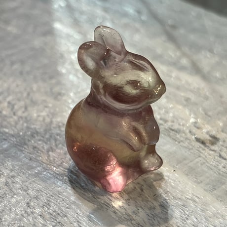 【Ruby】宝石質パステルカラーフローライトの大粒ピアス Ruby】宝石質パステルカラーフローライトの大粒ピアス Ruby