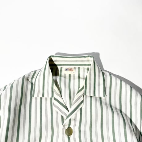 vintage sleeping shirt