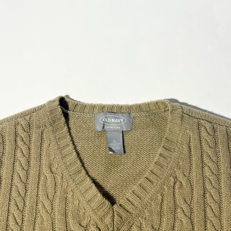 OLD NAVY knit vest | YOUNGBLOODS