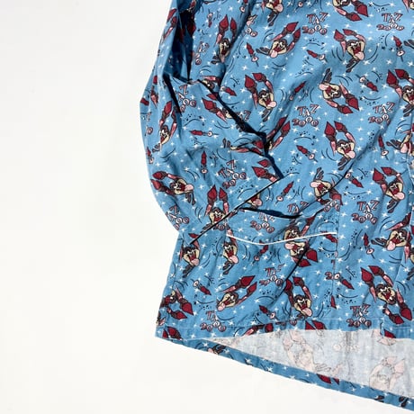 LOONEY TUNES sleeping shirt