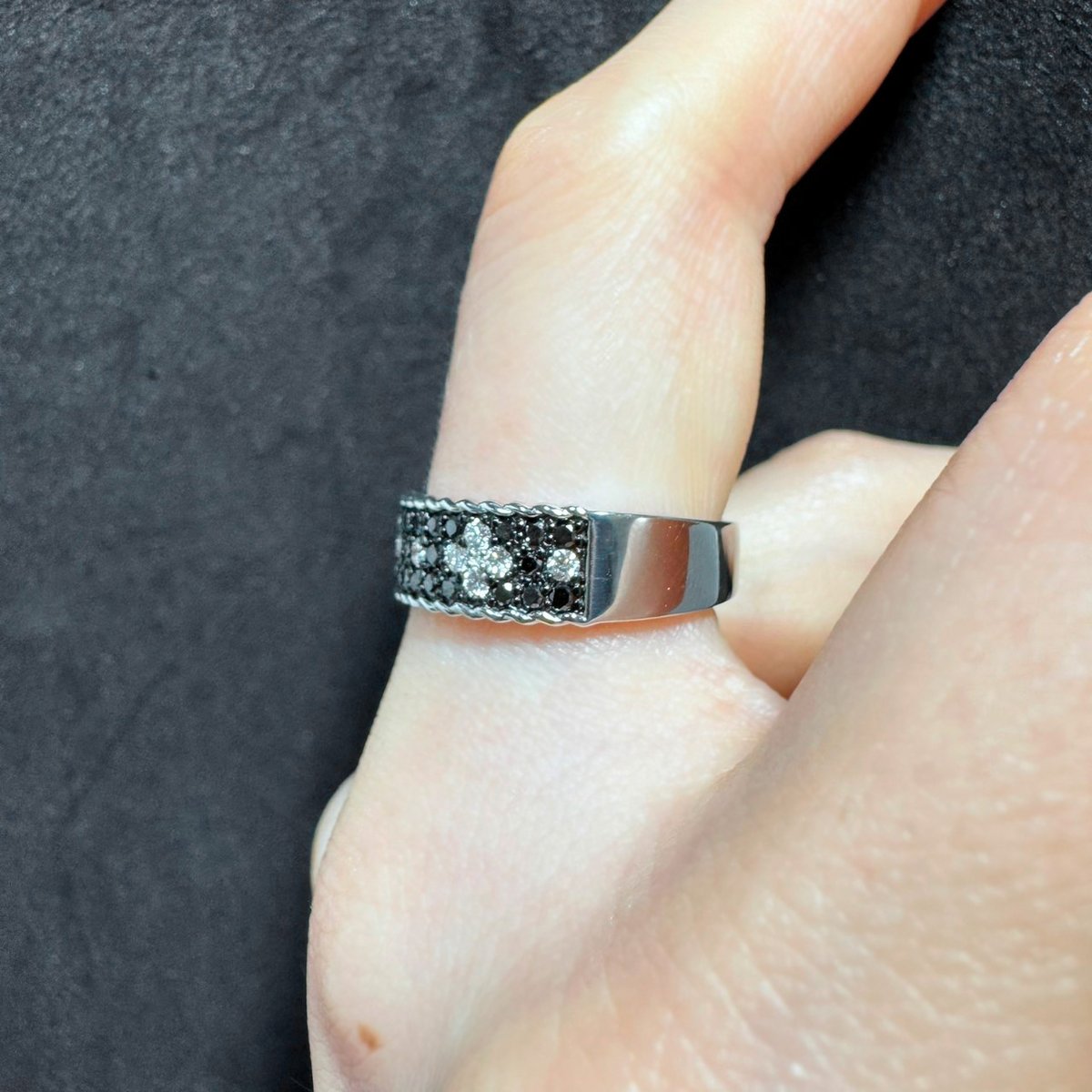 Pt900 0.385ct ブラックダイヤモンド リング | 日本最大級の品