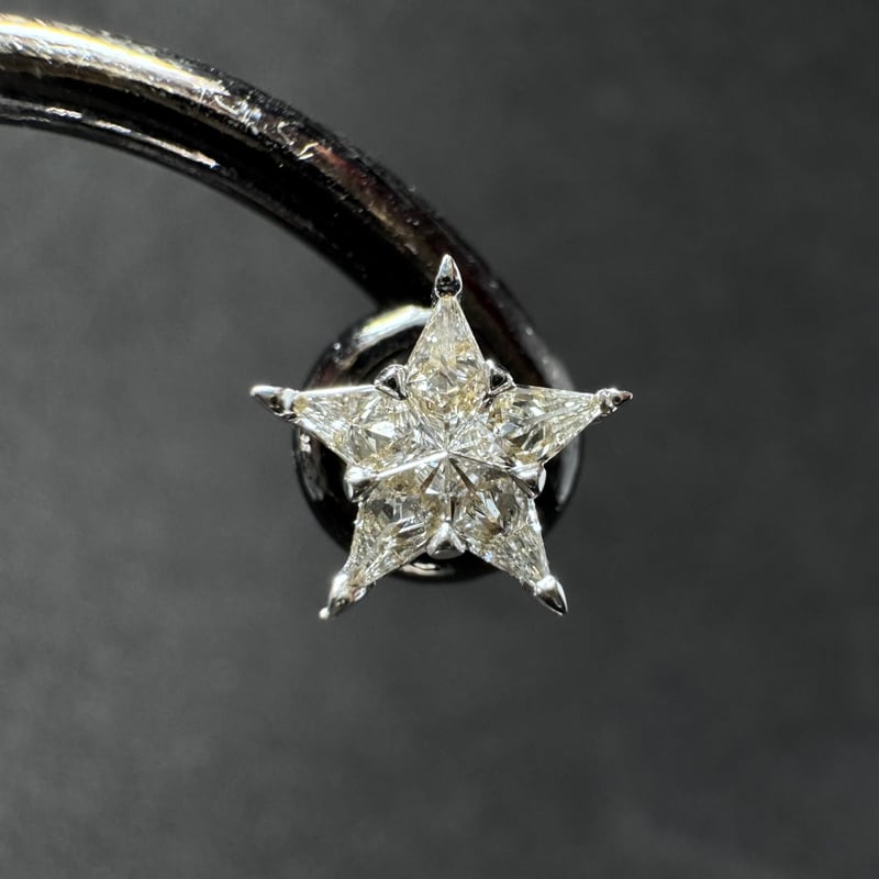 K18WG 0.52ct スター ダイヤモンド ピアス | 日本最大級の品揃えを誇る
