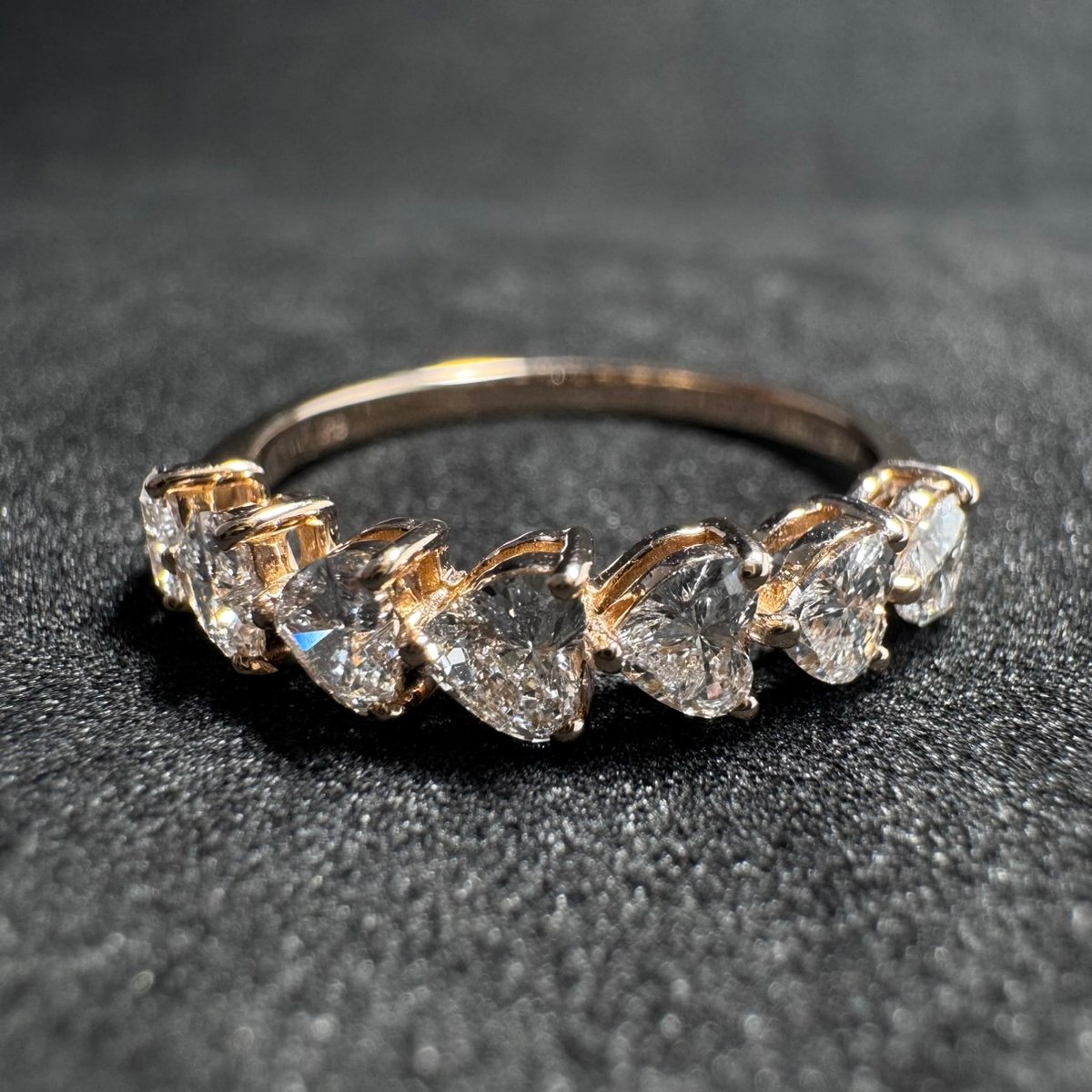 DECOUVERTE ダイヤ　ハーフエタニティーリング K18PG 0.775ct ハートシェイプダイヤモンド ハーフエタニティ