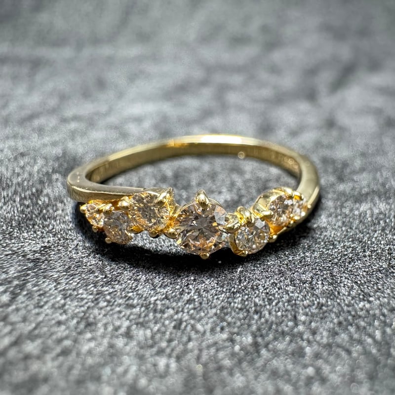 K18YG 0.32ct ランダムグラデーション ダイヤモンドリング | 日本最大  