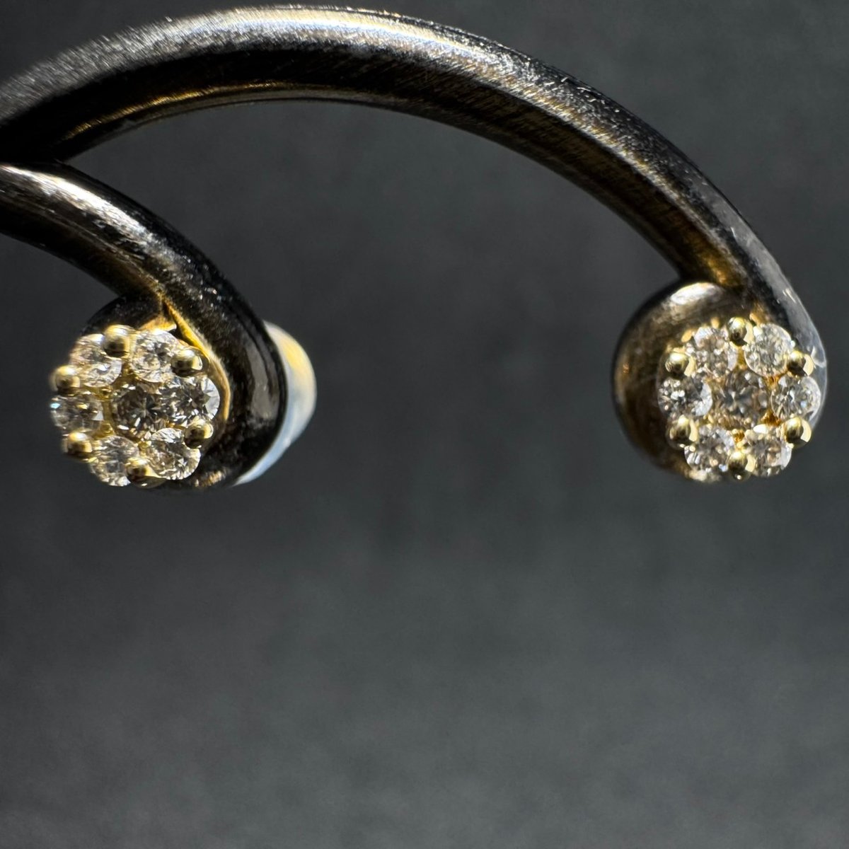 K18YG0.20ctダイヤモンドピアス | 日本最大級の品揃えを誇る大阪