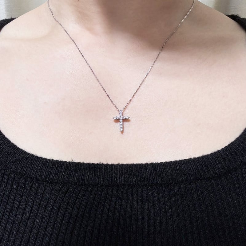 プラチナ900/850+0.30ct天然ダイヤモンドクロスネックレス プラチナ900/850+0.30ct天然ダイヤモンドクロスネックレス