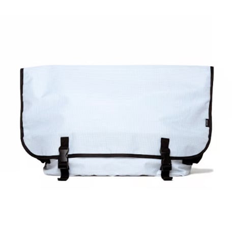 20% off PACKING Trail Messenger Bag (Black・White)