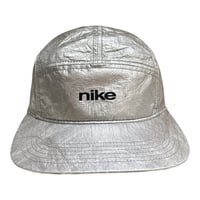 NIKE Mars Cap (新品)