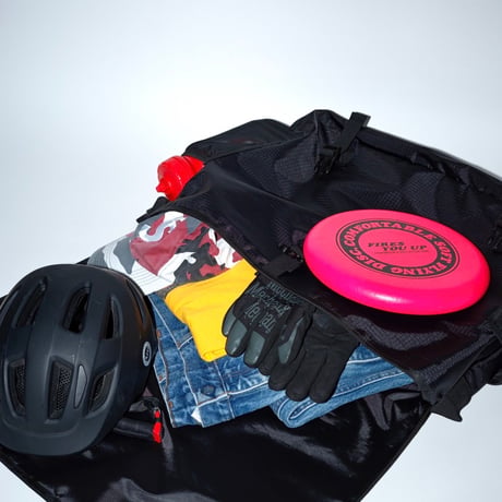 20% off PACKING Trail Messenger Bag (Black・White)