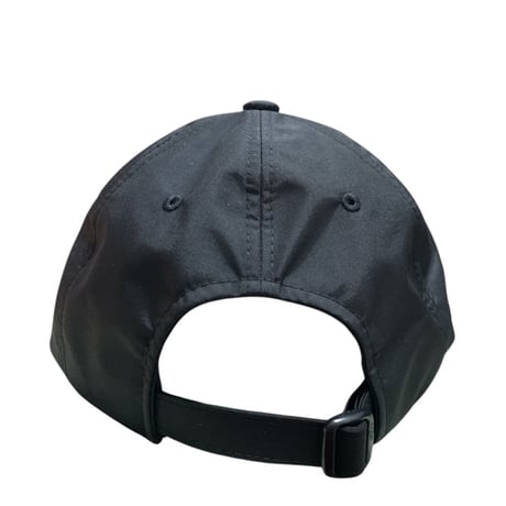 GARBAGE PRE CURVE BRIM 6 PANEL CAP (4:33) Black x White