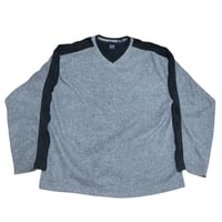 GAP V-Neck Fleece 2