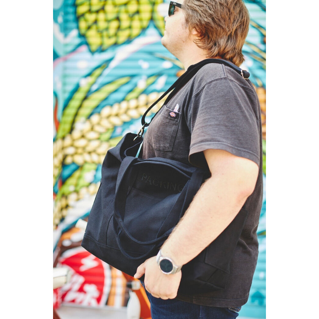 SLON x PACKING UTILITY TOTE 2 ネイビー バッグ SLON x PACKING UTILITY TOTE 2 – SLON STORE