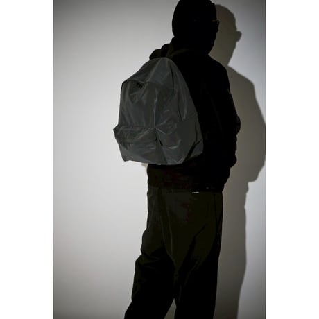 PACKING BLACK REFLECTIVE BACKPACK