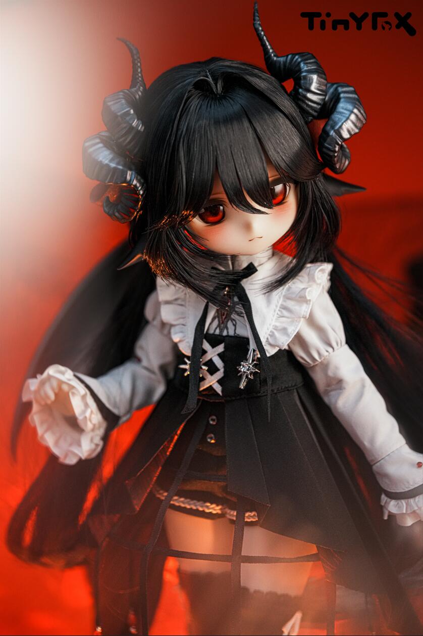シーグラスアート 狐の女の子♪〜パープルver.〜 新作予約・受注生産】TinyFox 狐狐神・闇神グラファ「Grapha」 1