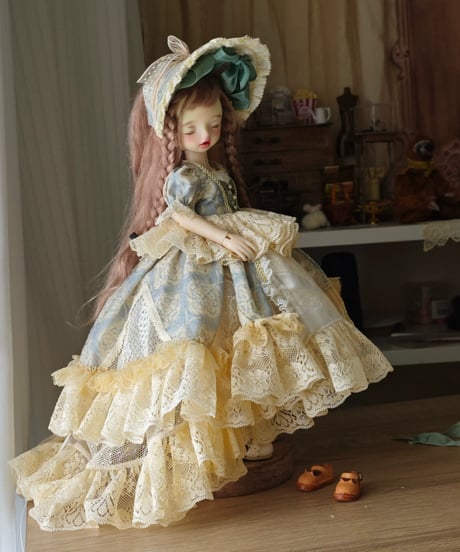 【即納】　30cm 1/6サイズボデイ（アゾン・TinyFox・yosd等汎用) エメラルドの都 翠・クリーム色 クラシックドール服セット BJD ドール アウトフィットセット   【一点限定】
