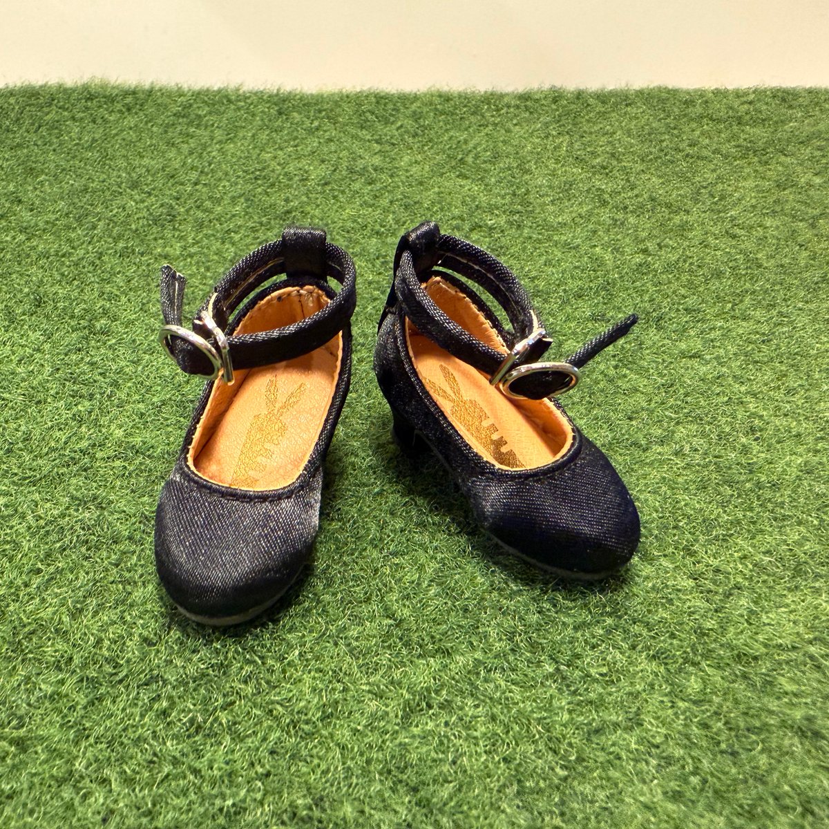 ドール用　とても小さなバレエシューズ a58c5e85483b99a4c8996a4c9894ff