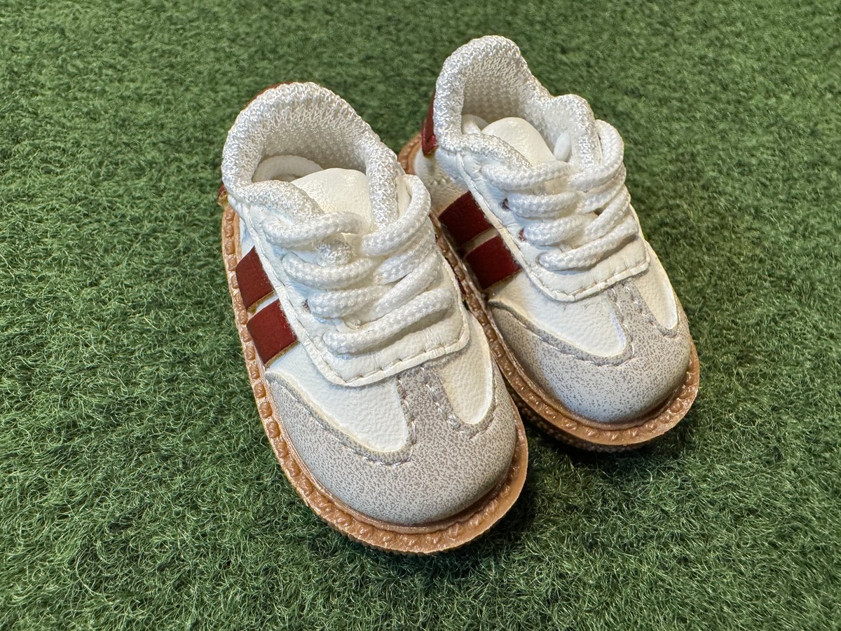 7番リンク:1足2750円　1/6靴　人形用 スニーカー フィギュア 逆スウロー 7番リンク:1足2750円 1/6靴 人形用 スニーカー フィギュア 逆