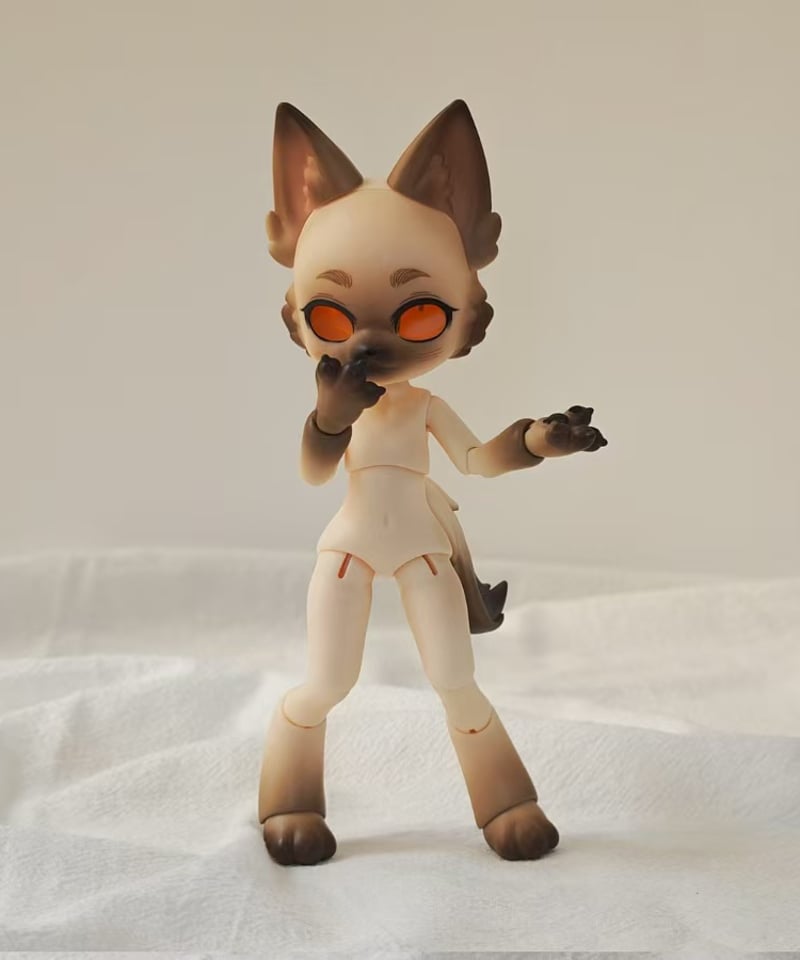 ぎんねこページ 新鋭ドールメーカー・スチール缶ペンギン（TINGUIN）】製
