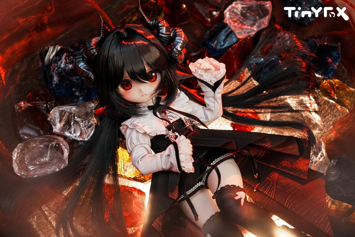 新作予約・受注生産】TinyFox 狐狐神・闇神グラファ「Grapha」 1