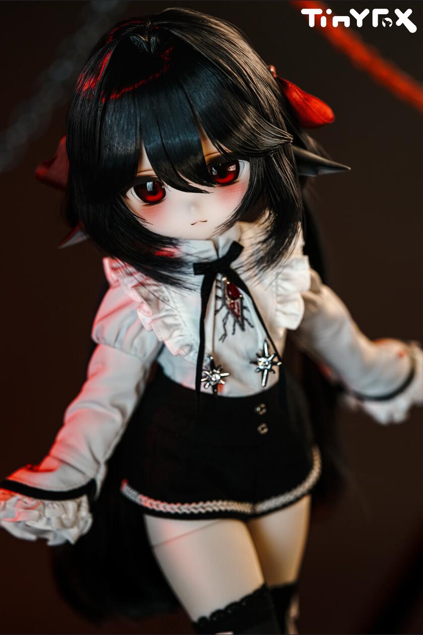 新作予約・受注生産】TinyFox 狐狐神・闇神グラファ「Grapha」 1