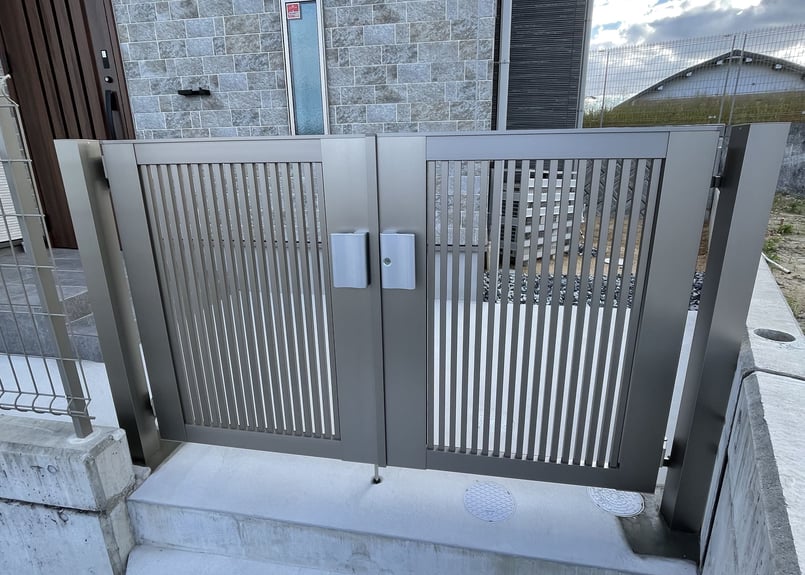 LIXIL 開き門扉AB TR1型 両開き | THE EXTERIOR SHOP