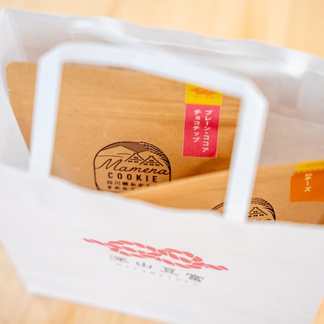 紙袋（深山豆富店ロゴ入り）