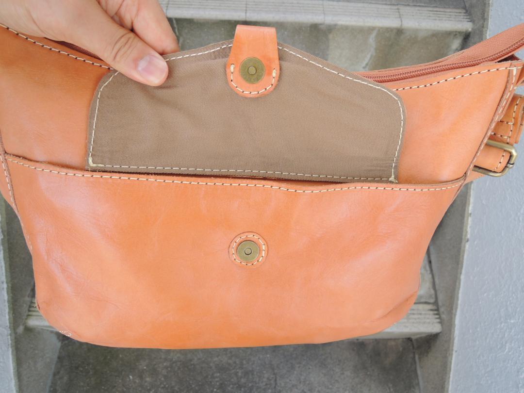 15800円 ショルダーバッグ☆牛革 前ポケット | MITT 