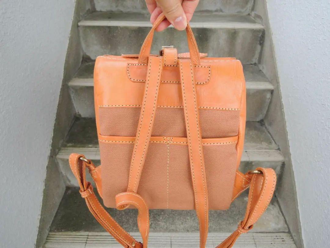 17800円☆ スクエア リュック 牛革 小振り パカっと開く | MITT 17800円☆ スクエア リュック 牛革 小振り パカっと開く | MITT