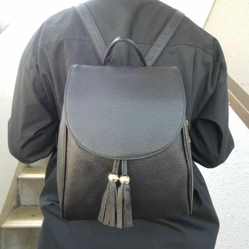 通常13000円☆小振り☆やわらかリュック 牛革 かぶせ 仕切り | MITT