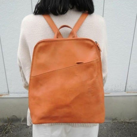 16800円☆前ファスナー ラウンド 牛革 リュック Ａ４☆