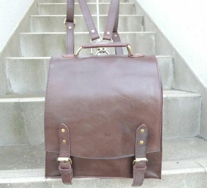 17800円☆スクエア 牛革 ショルダーバッグ リュック A4 大き目 | MITT 