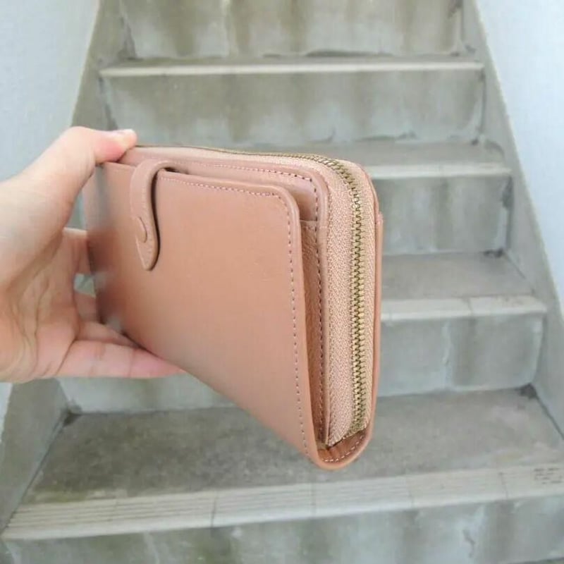 15000円 スマホも入る！送料込☆お財布 ショルダー 牛革☆大容量